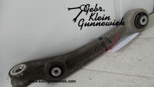 Usagé Bras de suspension bas avant droit Audi A4 Prix € 60,00 Règlement à la marge proposé par Gebr.Klein Gunnewiek Ho.BV