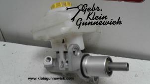 Used Master cylinder Porsche Panamera Price € 125,00 Margin scheme offered by Gebr.Klein Gunnewiek Ho.BV
