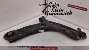 Used Front lower wishbone, right Volkswagen Golf Price € 65,00 Margin scheme offered by Gebr.Klein Gunnewiek Ho.BV