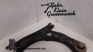 Usagé Bras de suspension bas avant gauche Volkswagen Polo Prix € 70,00 Règlement à la marge proposé par Gebr.Klein Gunnewiek Ho.BV