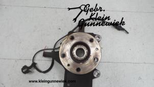 Used Knuckle, front right Opel Vivaro Price € 95,00 Margin scheme offered by Gebr.Klein Gunnewiek Ho.BV