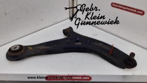 Used Front lower wishbone, right Ford B-Max Price € 35,00 Margin scheme offered by Gebr.Klein Gunnewiek Ho.BV