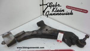 Used Front lower wishbone, right Opel Antara Price € 60,00 Margin scheme offered by Gebr.Klein Gunnewiek Ho.BV
