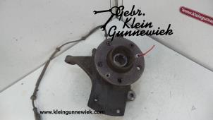 Used Knuckle, front right Opel Vivaro Price € 90,00 Margin scheme offered by Gebr.Klein Gunnewiek Ho.BV