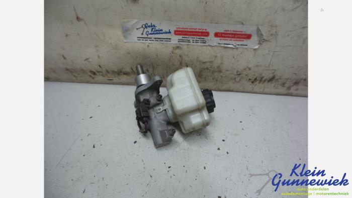 Used Master cylinder Volkswagen Golf Price € 17,00 Margin scheme offered by Klein Gunnewiek Autodemontage & Motorentechniek