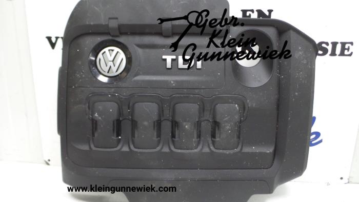 Plaque de protection moteur d'un Volkswagen Tiguan 2017