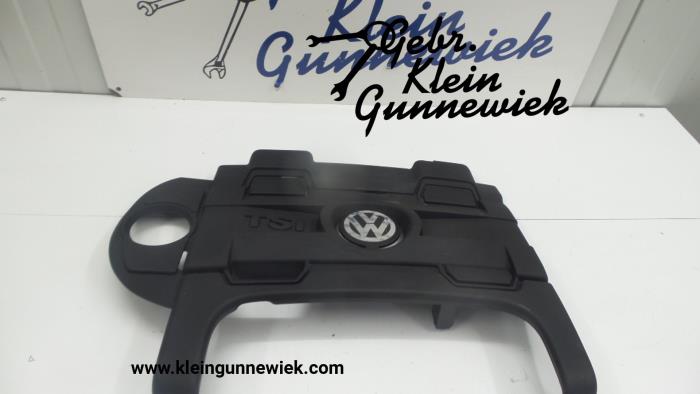 Plaque de protection moteur d'un Volkswagen Beetle 2014