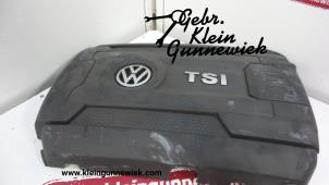 Usagé Cache sous moteur Volkswagen Scirocco Prix € 35,00 Règlement à la marge proposé par Gebr.Klein Gunnewiek Ho.BV