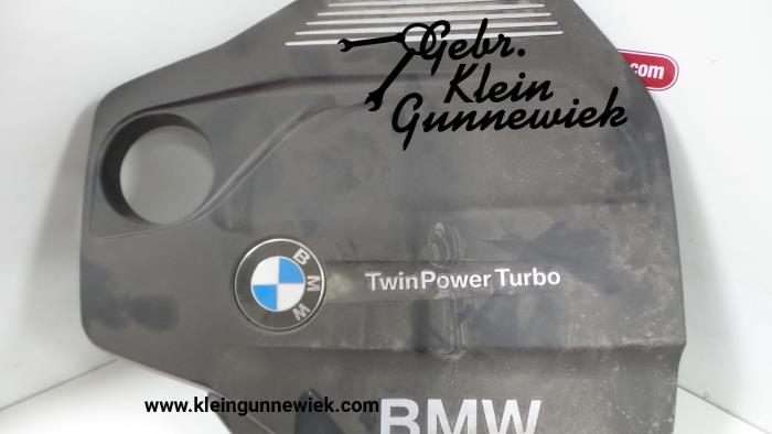 Plaque de protection moteur d'un BMW 3-Serie 2018