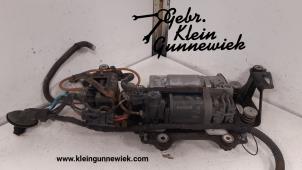 Używane Pompa powietrza (zawieszenie) Audi A8 Cena € 275,00 Procedura marży oferowane przez Gebr.Klein Gunnewiek Ho.BV