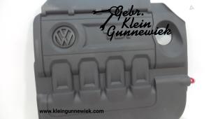 Usagé Cache sous moteur Volkswagen Touran Prix € 40,00 Règlement à la marge proposé par Gebr.Klein Gunnewiek Ho.BV