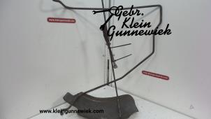 Used Spare wheel mechanism Peugeot Partner Price € 50,00 Margin scheme offered by Gebr.Klein Gunnewiek Ho.BV