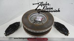 Usagé Disque + plaquette de frein avant Volkswagen Golf Prix € 75,00 Règlement à la marge proposé par Gebr.Klein Gunnewiek Ho.BV