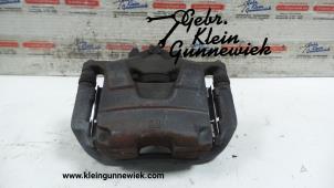Used Front brake calliper, right Opel Zafira Price € 65,00 Margin scheme offered by Gebr.Klein Gunnewiek Ho.BV