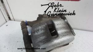Used Front brake calliper, left Volkswagen Golf Price € 55,00 Margin scheme offered by Gebr.Klein Gunnewiek Ho.BV