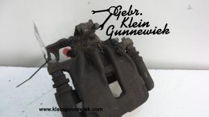 Used Rear brake calliper, right Opel Vivaro Price € 45,00 Margin scheme offered by Gebr.Klein Gunnewiek Ho.BV