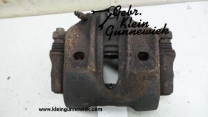 Used Front brake calliper, right Opel Omega Price € 50,00 Margin scheme offered by Gebr.Klein Gunnewiek Ho.BV