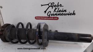 Used Front shock absorber rod, left Volkswagen Golf Price € 40,00 Margin scheme offered by Gebr.Klein Gunnewiek Ho.BV