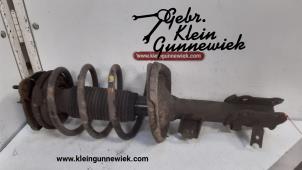 Used Front shock absorber rod, left Kia Rio Price € 35,00 Margin scheme offered by Gebr.Klein Gunnewiek Ho.BV