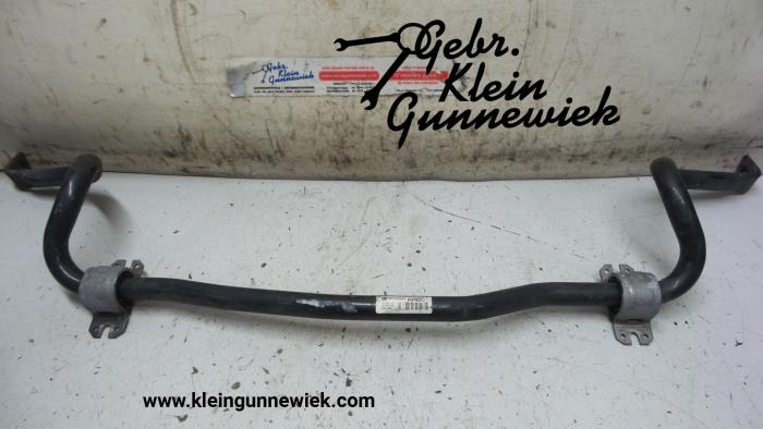 Front anti-roll bar from a Opel Insignia 2013