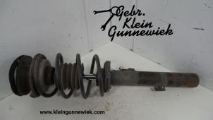 Gebrauchte Stoßdämpferstrebe links vorne BMW 3-Serie Preis € 35,00 Margenregelung angeboten von Gebr.Klein Gunnewiek Ho.BV