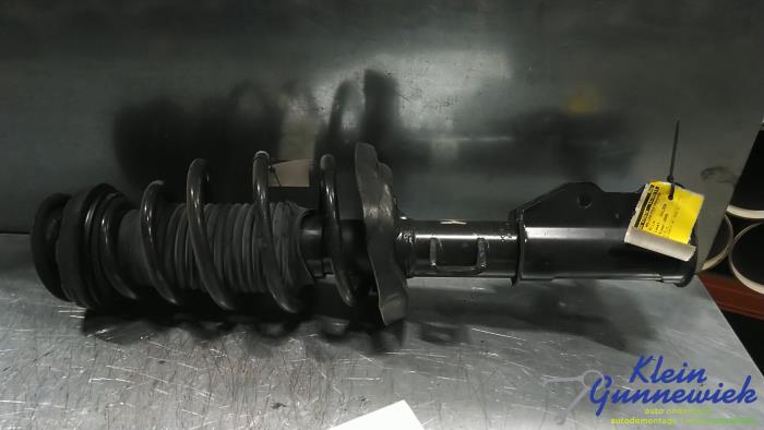 Front shock absorber
