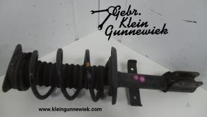 Used Front shock absorber rod, left Renault Clio Price € 60,00 Margin scheme offered by Klein Gunnewiek Autodemontage & Motorentechniek