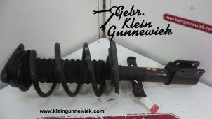 Used Front shock absorber rod, left Renault Clio Price € 60,00 Margin scheme offered by Gebr.Klein Gunnewiek Ho.BV