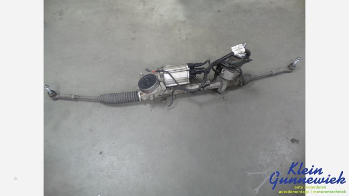 Begagnade Styrbox Opel Astra Pris € 93,00 Marginaltabell erbjuds av Klein Gunnewiek Autodemontage & Motorentechniek