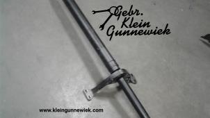 Used Intermediate shaft Volkswagen Passat Price € 425,00 Margin scheme offered by Gebr.Klein Gunnewiek Ho.BV