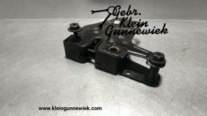 Used Bonnet lock mechanism Audi A4 Price € 25,00 Margin scheme offered by Gebr.Klein Gunnewiek Ho.BV