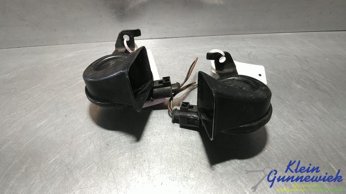 Używane Klakson Seat Exeo Cena € 22,00 Procedura marży oferowane przez Klein Gunnewiek Autodemontage & Motorentechniek