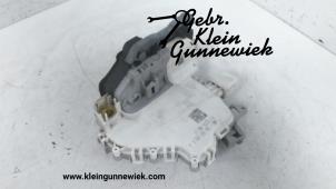 Usados Mecanismo de cerradura de puerta de 4 puertas izquierda delante Audi A6 Precio € 30,00 Norma de margen ofrecido por Gebr.Klein Gunnewiek Ho.BV