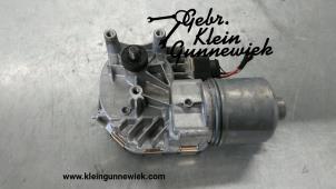 Used Front wiper motor Volkswagen Eos Price € 60,00 Margin scheme offered by Gebr.Klein Gunnewiek Ho.BV