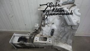 Used Front right bodywork corner Volkswagen Touran Price € 175,00 Margin scheme offered by Gebr.Klein Gunnewiek Ho.BV