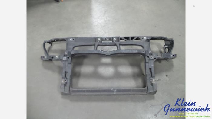 Begagnade Front Volkswagen Golf Pris € 40,00 Marginaltabell erbjuds av Klein Gunnewiek Autodemontage & Motorentechniek