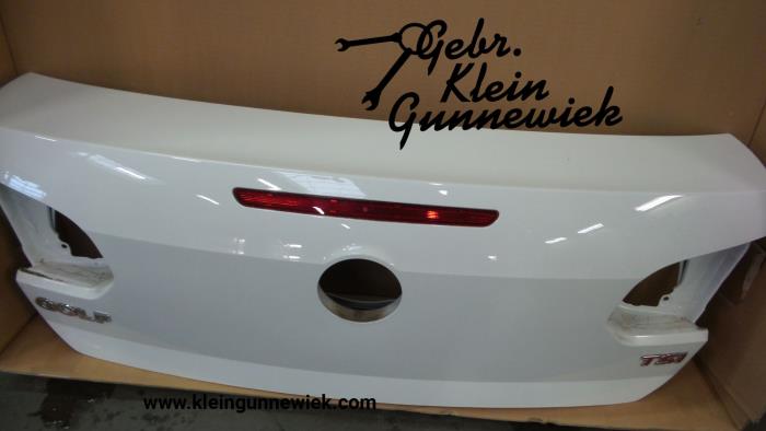 Boot lid from a Volkswagen Golf 2012