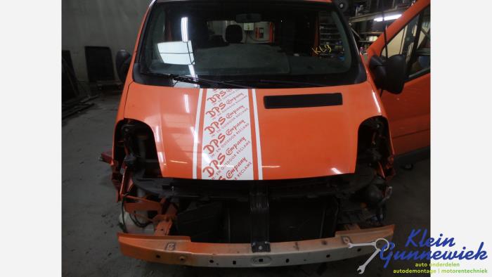 Używane Maska Renault Trafic Cena € 85,00 Procedura marży oferowane przez Klein Gunnewiek Autodemontage & Motorentechniek