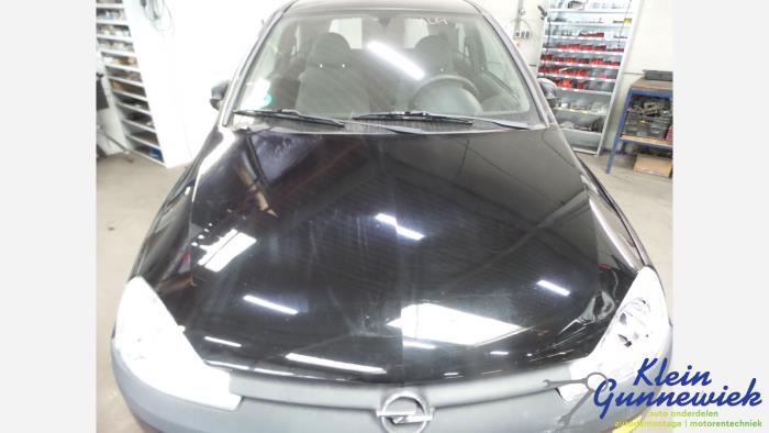 Używane Maska Opel Corsa Cena € 31,00 Procedura marży oferowane przez Klein Gunnewiek Autodemontage & Motorentechniek