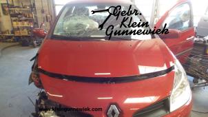 Used Bonnet Renault Clio Price € 65,00 Margin scheme offered by Gebr.Klein Gunnewiek Ho.BV