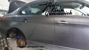 Gebrauchte Tür 4-türig rechts hinten BMW 3-Serie Preis € 65,00 Margenregelung angeboten von Gebr.Klein Gunnewiek Ho.BV