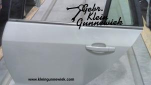 Gebrauchte Tür 4-türig links hinten Opel Insignia Preis € 125,00 Margenregelung angeboten von Gebr.Klein Gunnewiek Ho.BV