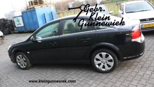 Gebrauchte Tür 4-türig links hinten Opel Vectra Preis € 35,00 Margenregelung angeboten von Gebr.Klein Gunnewiek Ho.BV