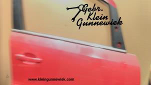 Gebrauchte Tür 4-türig rechts vorne Opel Zafira Preis € 75,00 Margenregelung angeboten von Gebr.Klein Gunnewiek Ho.BV