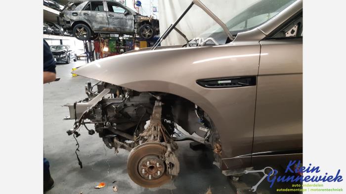 Używane Ekran lewy przód Jaguar F-Pace Cena € 175,00 Procedura marży oferowane przez Klein Gunnewiek Autodemontage & Motorentechniek