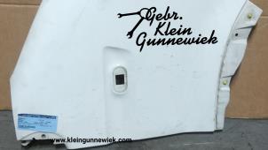 Gebrauchte Kotflügel rechts vorne Renault Master Preis € 45,00 Margenregelung angeboten von Gebr.Klein Gunnewiek Ho.BV