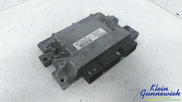 Used Injection computer Renault Twingo Price € 100,00 Margin scheme offered by Klein Gunnewiek Autodemontage & Motorentechniek