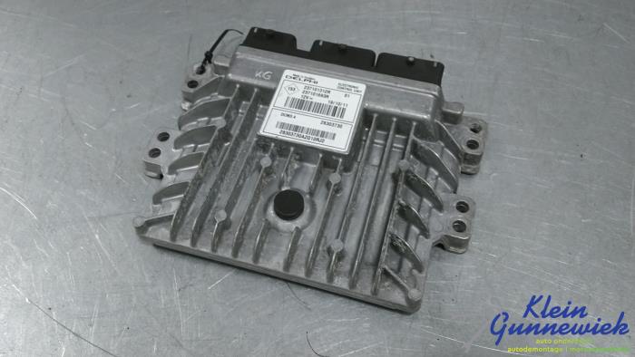 Used Injection computer Renault Twingo Price € 59,00 Margin scheme offered by Klein Gunnewiek Autodemontage & Motorentechniek