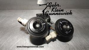 Gebrauchte Hupe Renault Fluence Preis € 20,00 Margenregelung angeboten von Gebr.Klein Gunnewiek Ho.BV