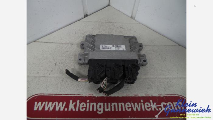 Used Injection computer Renault Clio Price € 100,00 Margin scheme offered by Klein Gunnewiek Autodemontage & Motorentechniek